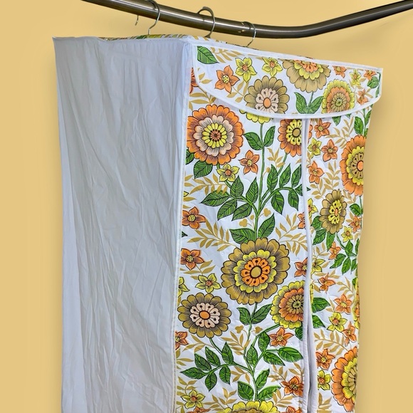 v i n t a g e :: MCM Floral Vinyl Hanging Closet Dress Storage - Picture 2 of 15